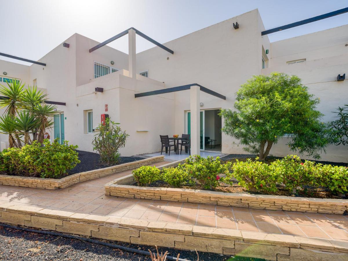 Homeforguest Moderno Apartamento Con Piscina En Corralejo Exterior photo