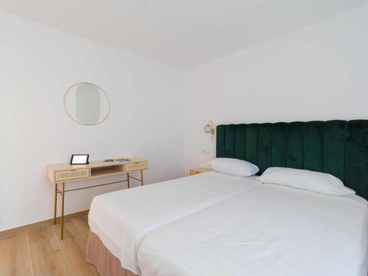 Homeforguest Moderno Apartamento Con Piscina En Corralejo Exterior photo