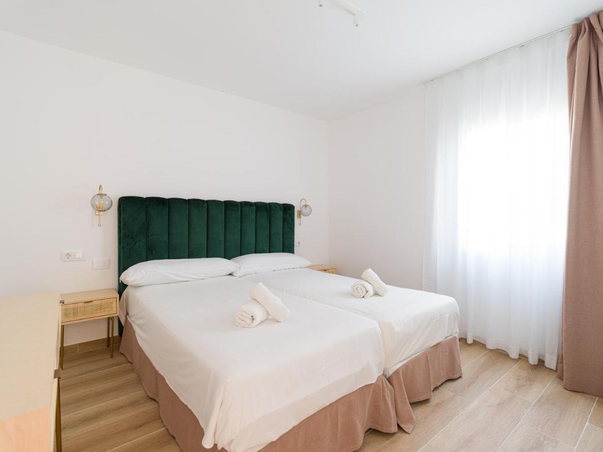 Homeforguest Moderno Apartamento Con Piscina En Corralejo Exterior photo